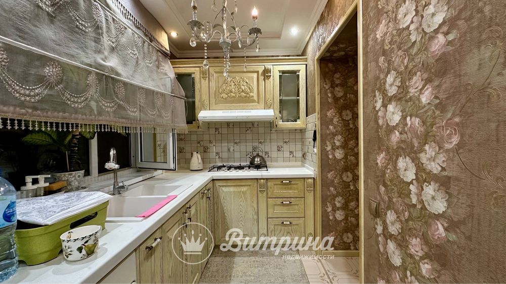 4-х  переделанная в 3-х комнатную , на Максим горьком