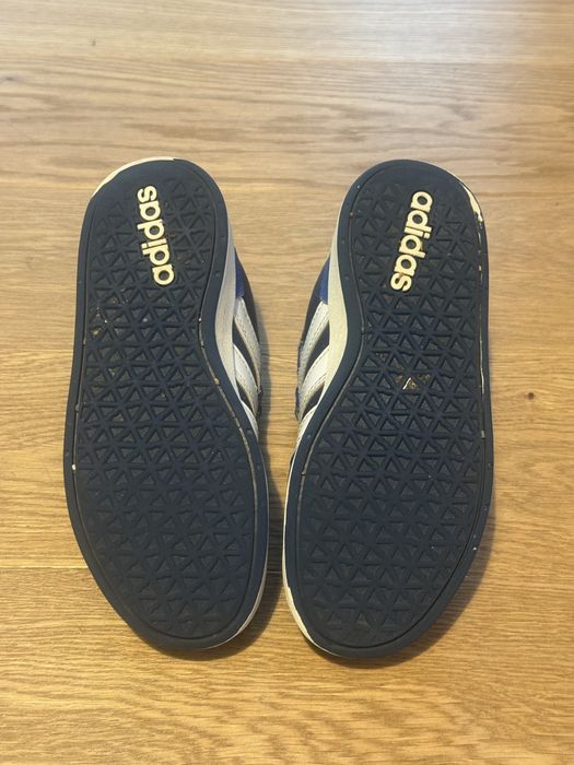 Adidași Adidas copii - Mărimea 33, Originali, stare bună