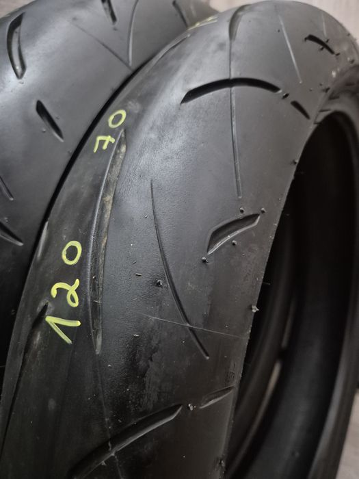 Set anvelope moto 120 70 17 cu 180 55 17 Dunlop roadsport 2 dot 2023