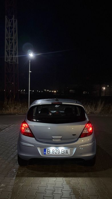 Opel corsa D 2008
