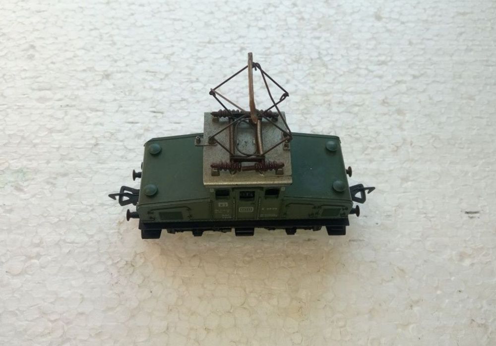 Locomotiva fleischmann scara H0, 1:87

Funcționala și servisata!

Poze