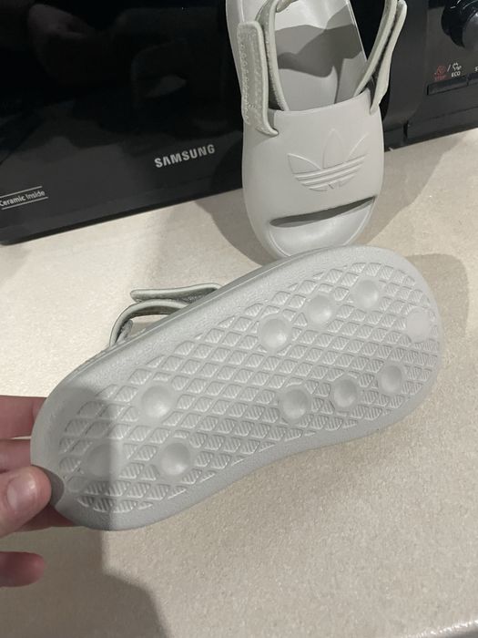 Sandale adidas bej