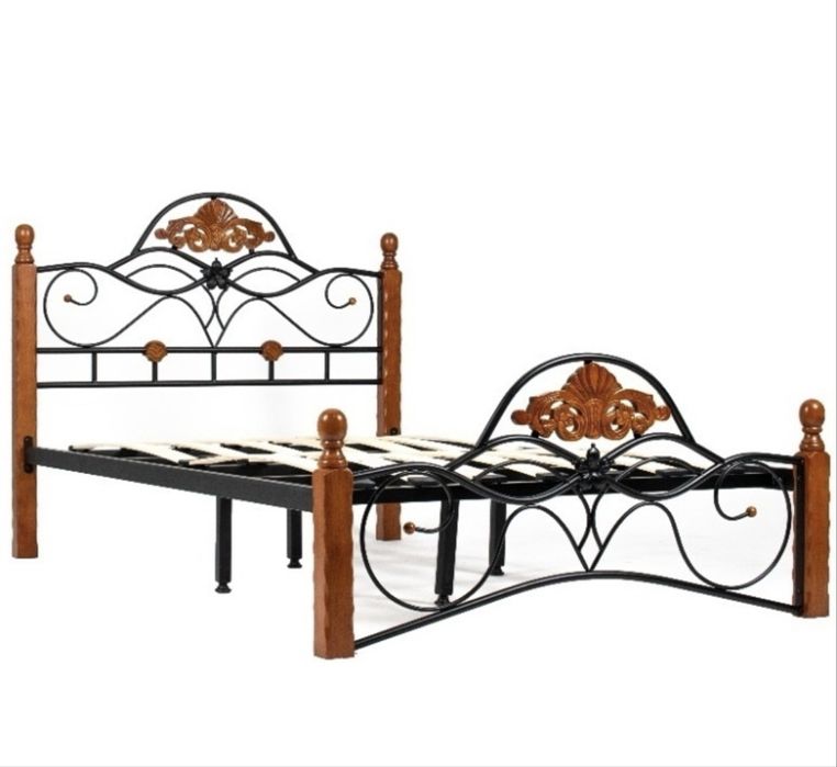 Продаю кровать в отличном состоянии