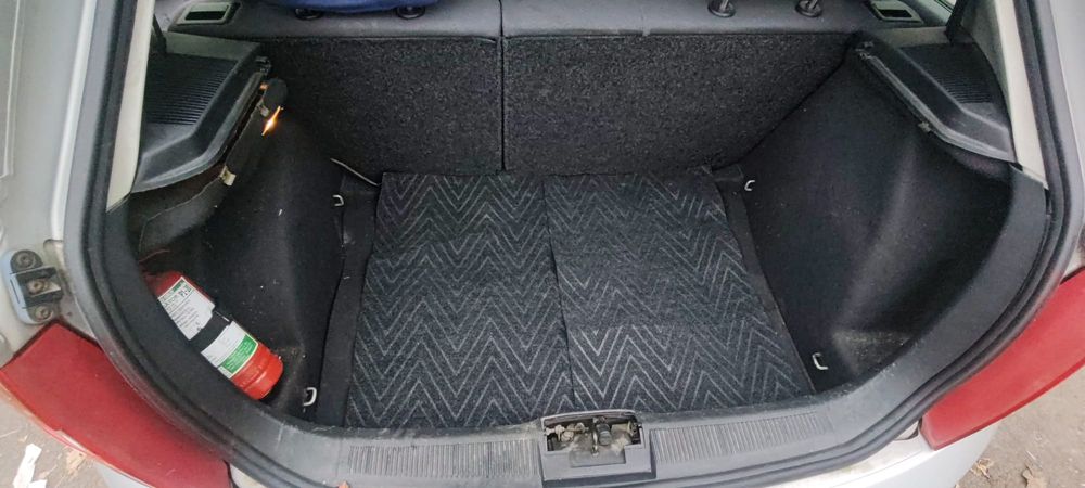 Vând Skoda fabia 1.9 tdi