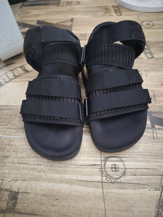 Adidas originals унисекс сандали