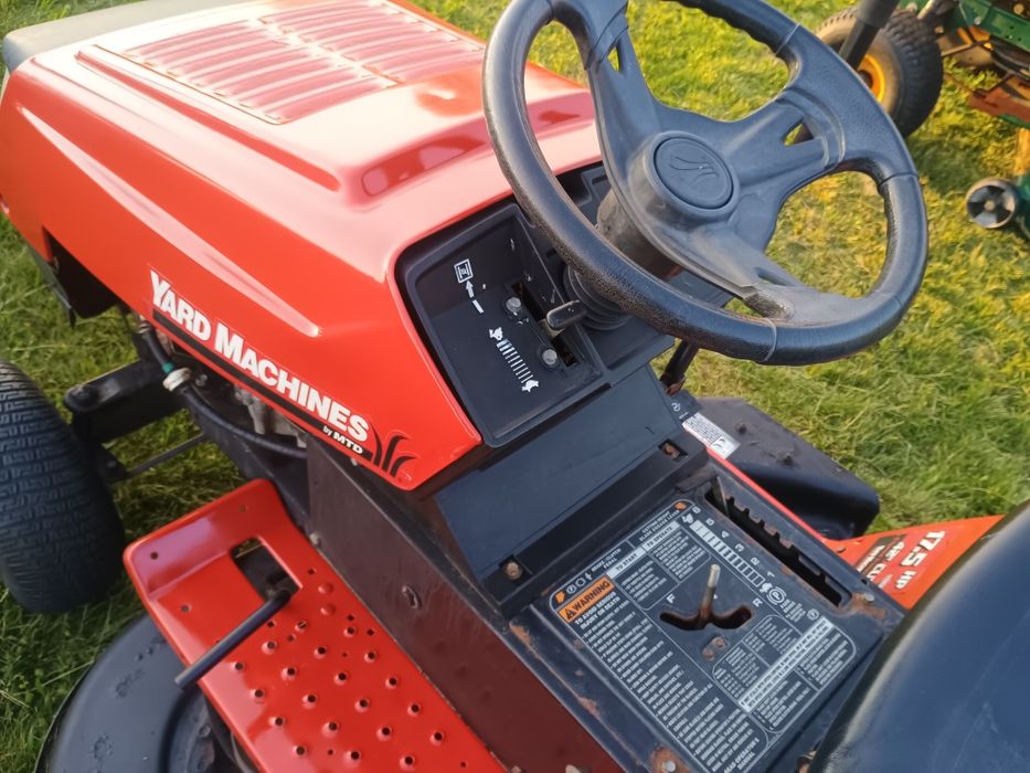 Vand tractoras de gazon / iarba 17,5 cp Briggs Toro