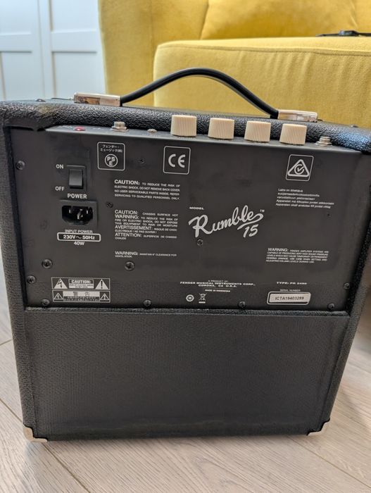 Set Squier Precision Bass by Fender