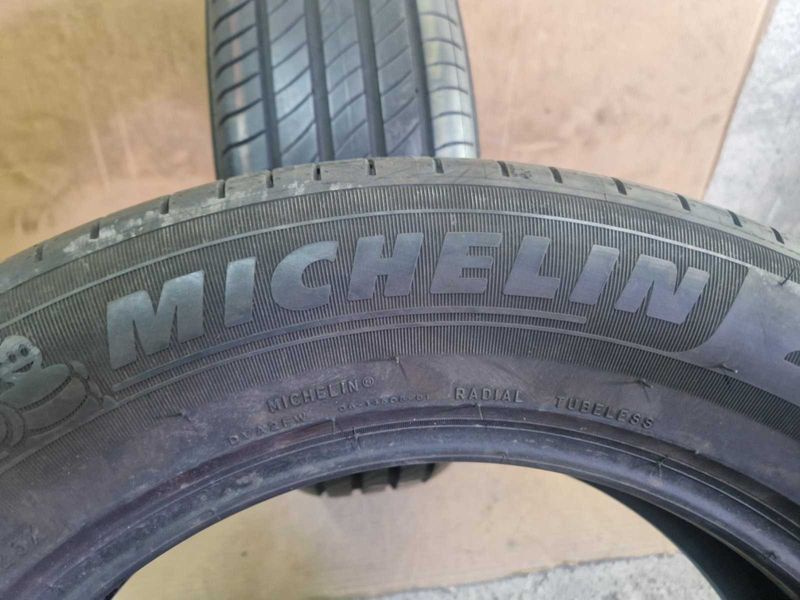 2 Michelin R17 215/65
летни гуми
DOT4520