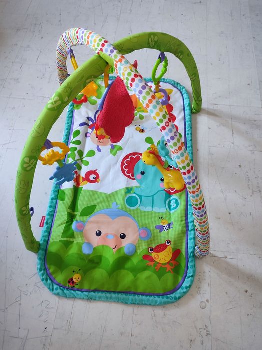 Активна гимнастика fisher price продавам