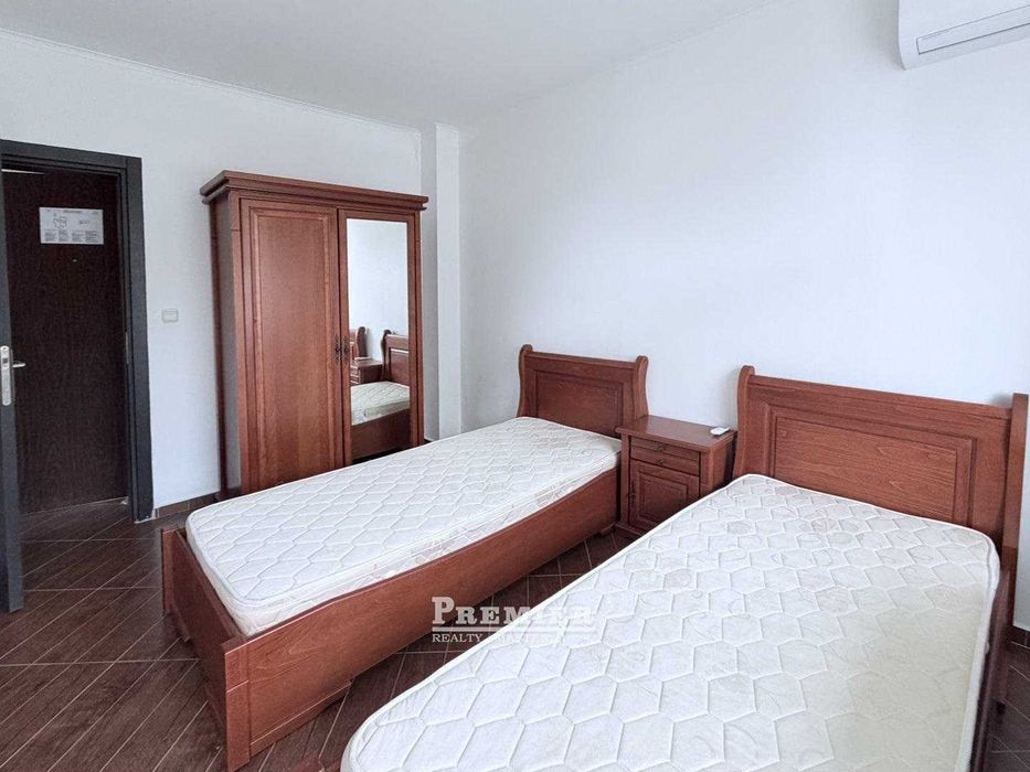 Просторен тристаен апартамент