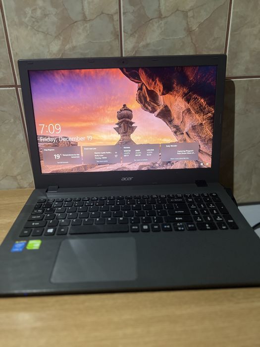 Vând laptop acer!