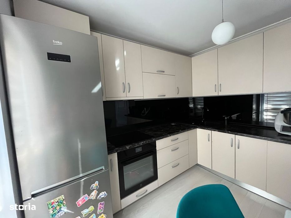 Apartament 3 camere cu balcon în Grigorescu