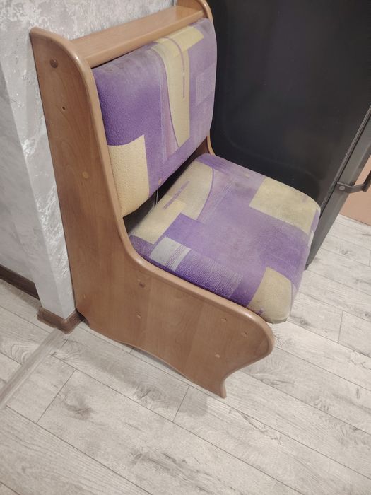 Отдам мебель  в нормальном состоянии.