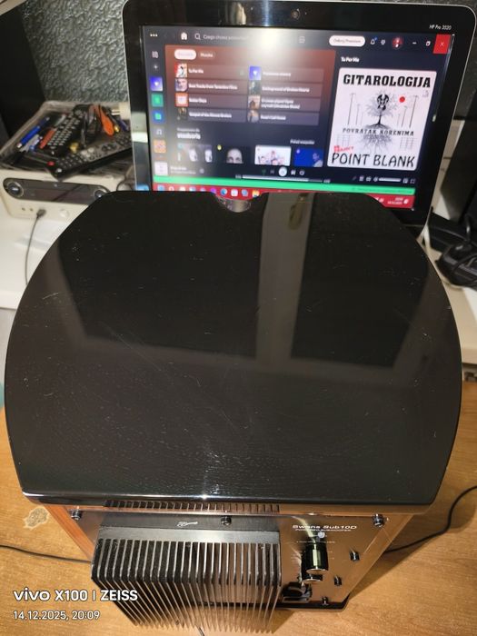 Продам сабвуфер Swans 10D