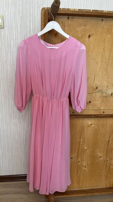 Продается платье разные. В хорошем состоянии.