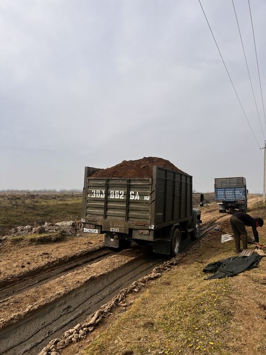 Zil yuk mashinasi sotiladi yaxshi holatda