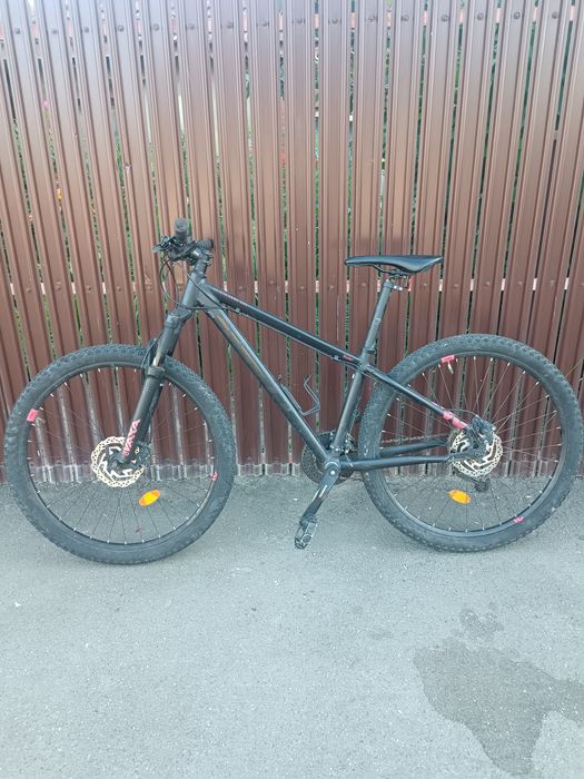 Vând mountain bike