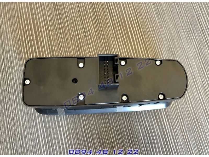 Бутони Копчета Панел Конзола Ел Стъкла Porsche Panamera Macan Cayenne