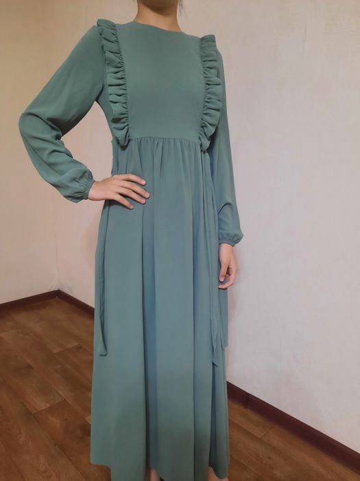 Платья платья 42