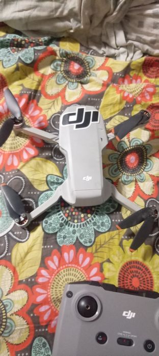Продам коптер dji mini2.
