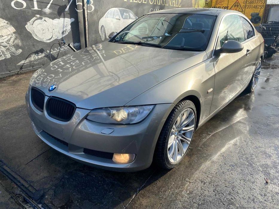 Dezmembrez bmw 330d e92 manual/seria 3/bara e92/capota/far e92/m57/
