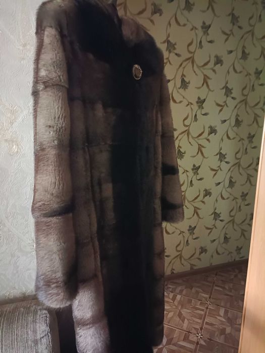 Продам норковую шубу