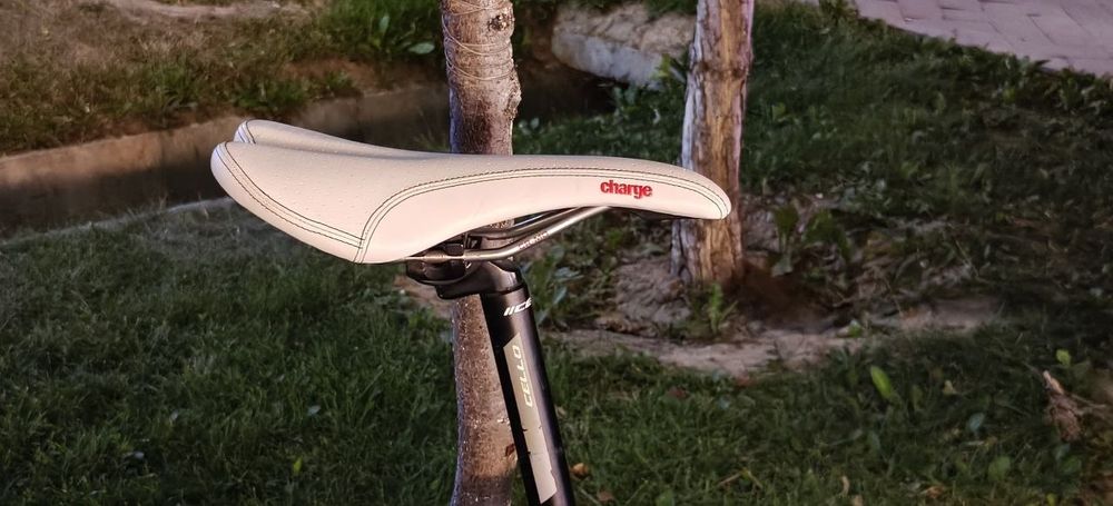 Шоссейный велосипед фулл shimano 105