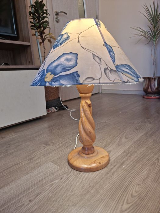 Ретро Дървена Винтидж лампа. 20 евро.