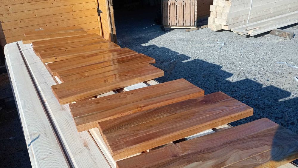 Trepte scara lemn esență tare