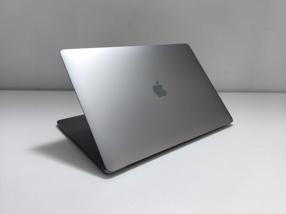 Laptop MacBook PRO 15 TOUCHBAR  Retina I7 SSD Factura + GARANTIE