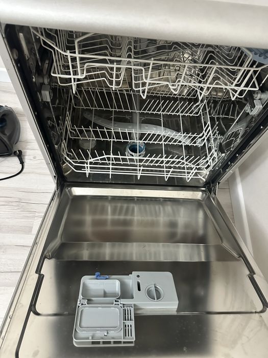 Посуда моющая машина