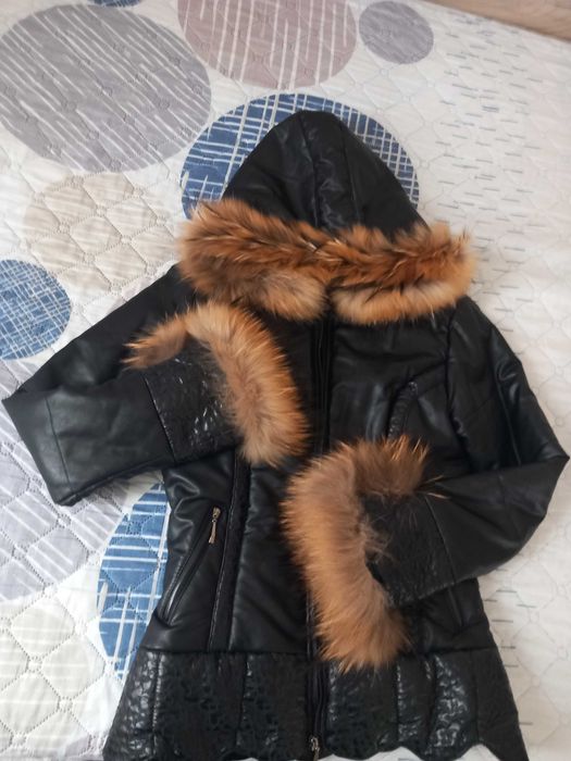Дамско кожено зимно яке