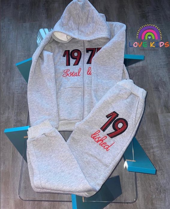 Детски дрешки , чисто нови с етикет .Размери от 3м до 14 г