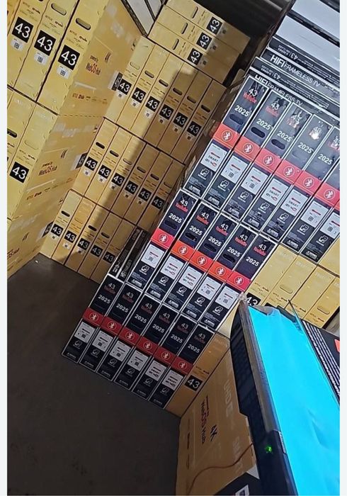 Samsung телевизор -43 SMART Tv