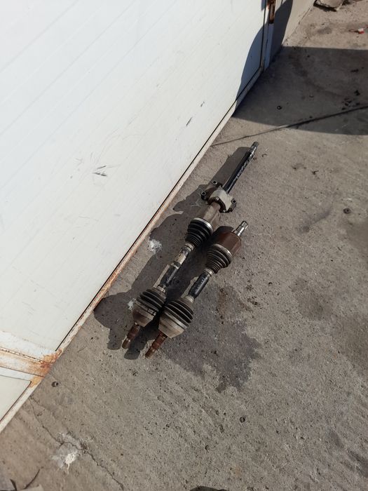 Planetara stanga/dreapta Opel Zafira b 1.9 cdti