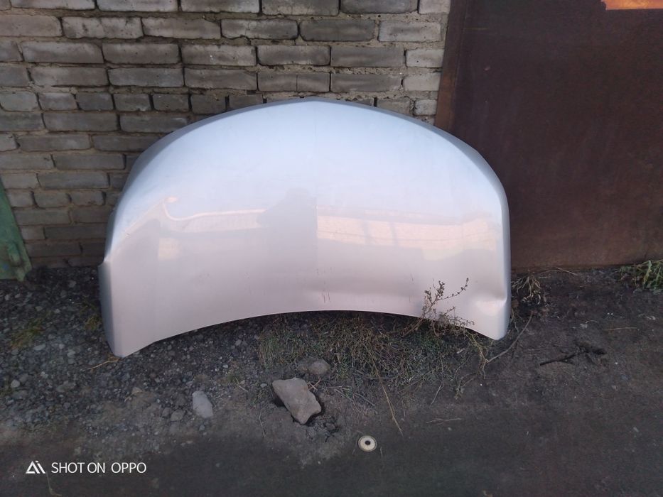 Продам капот кобальта