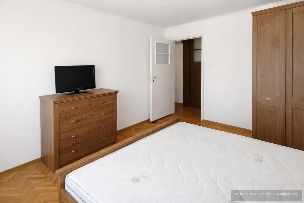 Двустаен апартамент под наем в Център