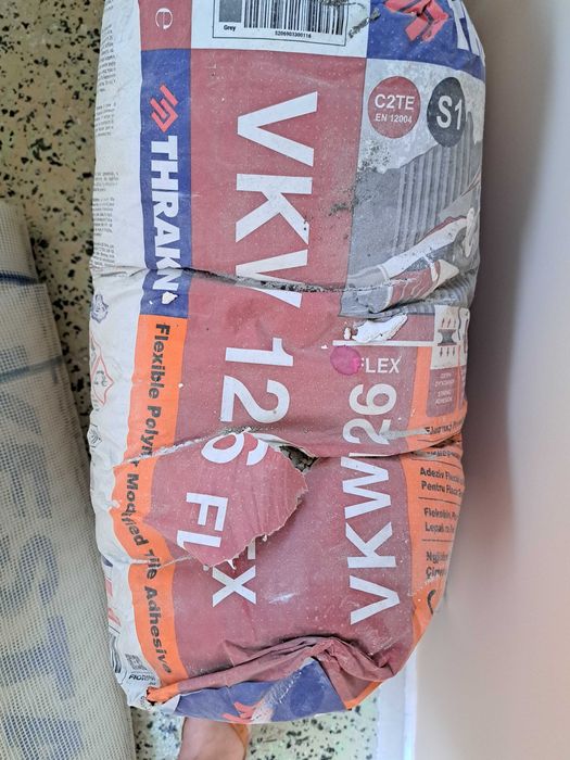 Сиво лепило за плочки Тракон VKW 126 Flex 4 бр