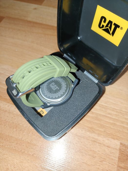 Часовник CAT Groovy Black Military Green LF.111.23.133