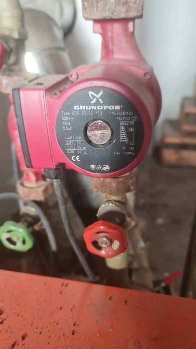 Vând drujba Husqvarna