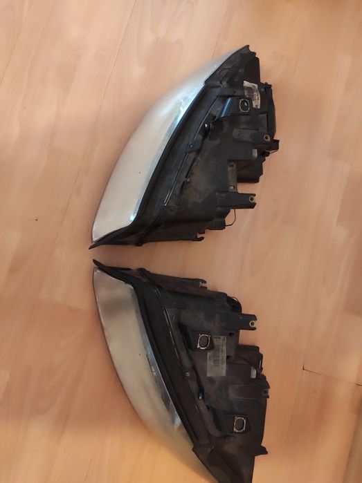 Продавам фарове за Audi B6