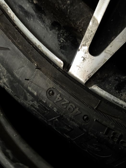 Комплект резины Triangle 235/40/19