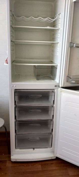 Продам холодильник