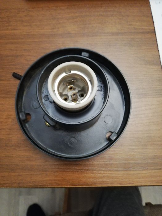 Патрон к светильник у на опоры