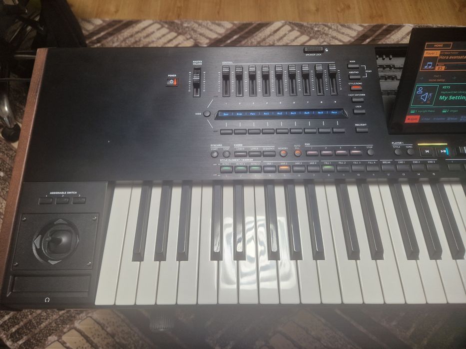 Korg pa5 x international