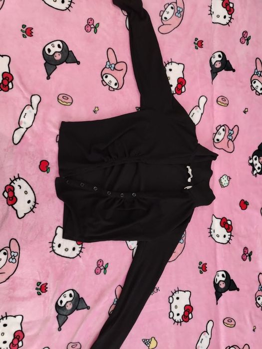 Продаю одежду в отличном состоянии