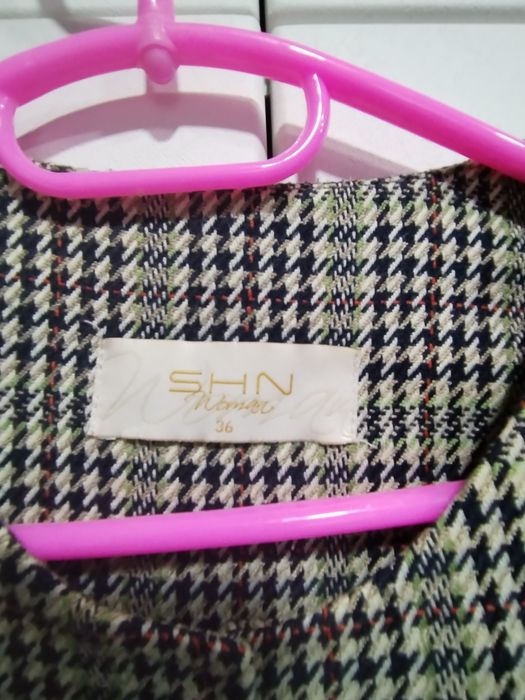 Удлинённый женский блейзер