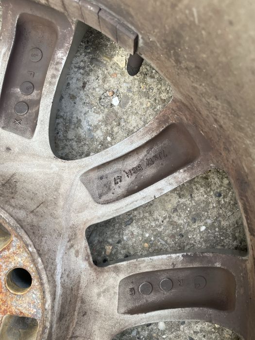 Schimb jante Renault aliaj, cu anvelope vara Viking 215/50/17.
