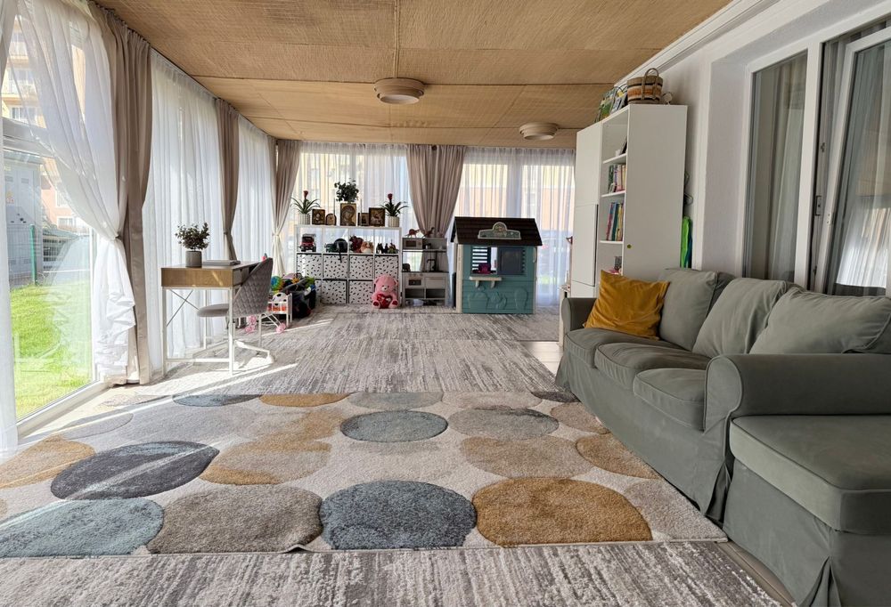 Apartament modern Cosmopolis, 150 mp utili + grădină 100 mp, vedere piscină