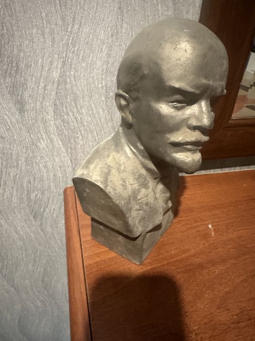 Антикварият Ленин